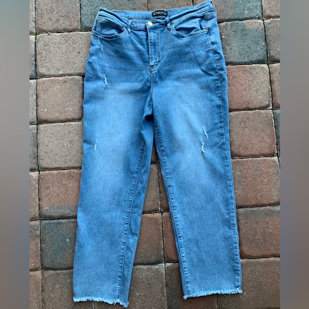 Boho Light Wash Straight Leg Ankle Jeans